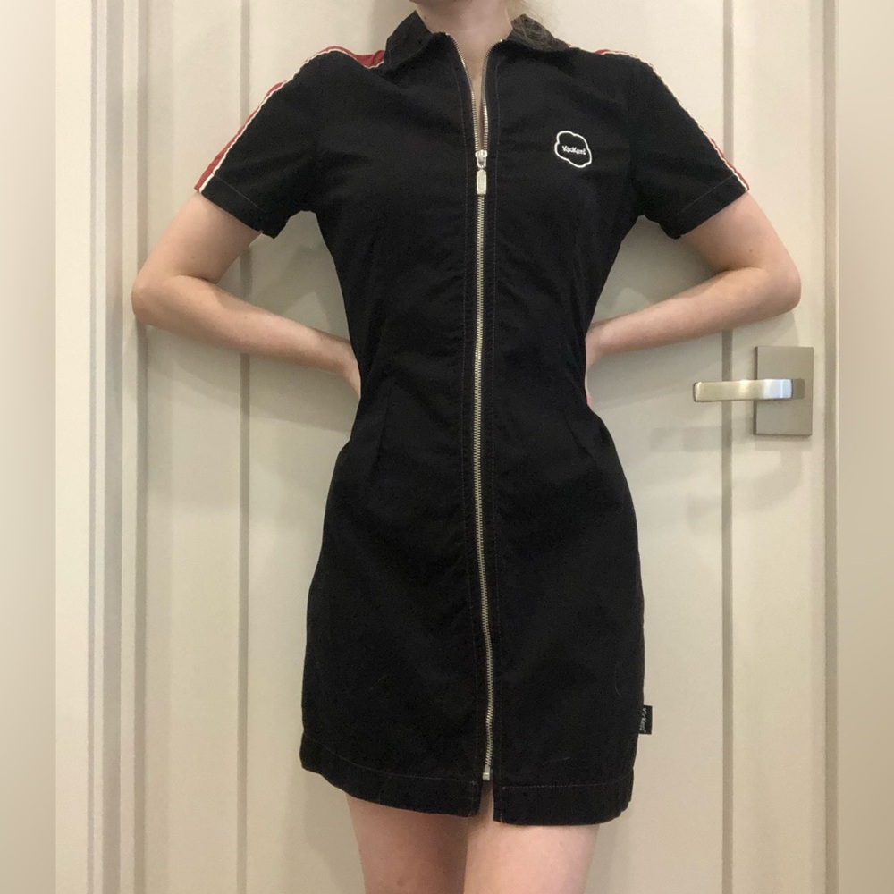 XS utility style zip-up dress from Kickers.
